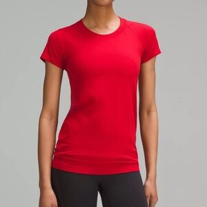 Swiftly Tech Short-Sleeve Shirt 2.0 
Hip Length